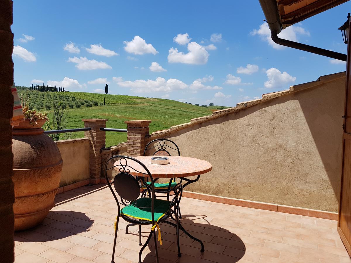 Agriturismo Bio Le 4 Stagioni Porrona Luaran gambar