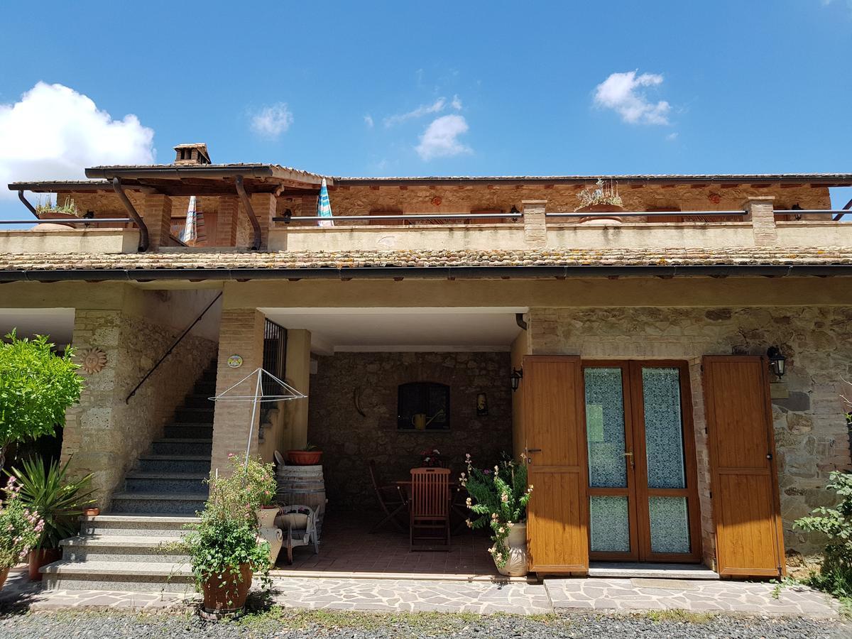 Agriturismo Bio Le 4 Stagioni Porrona Luaran gambar